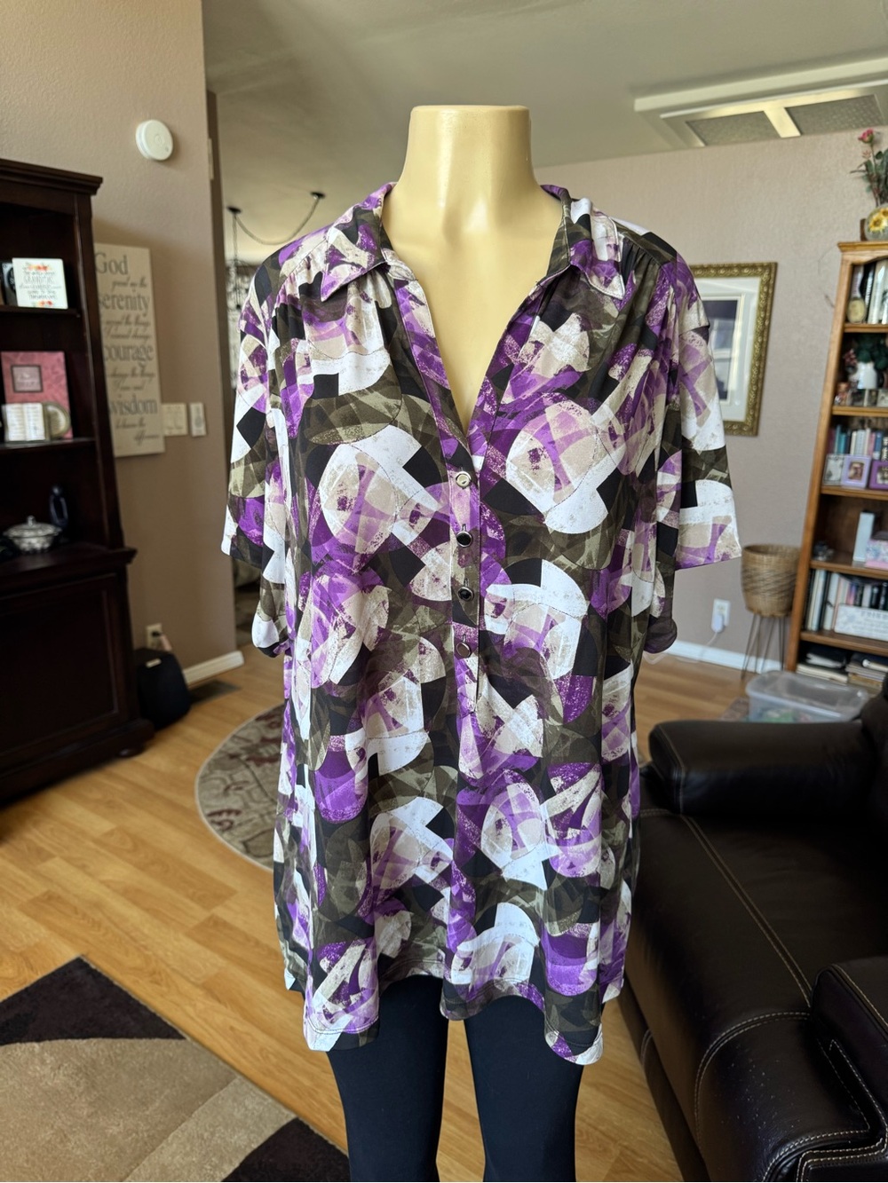 Alfani purple, black & white V-neck short sleeve blouse-size 3X